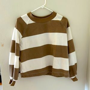 Old Navy XS sweatshirt